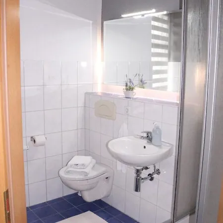 Blue Max Apartment