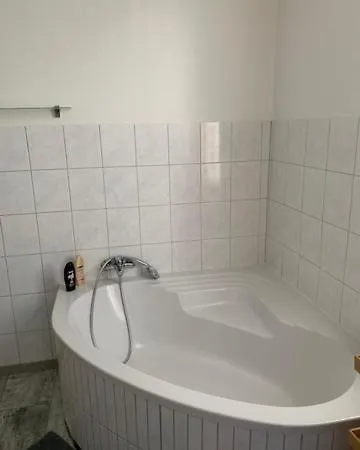 Apartment Blue Max